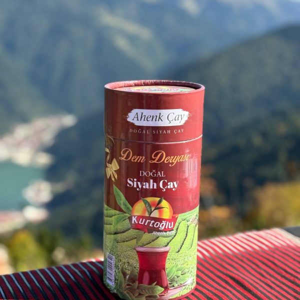 Dem Deryası Siyah Çay